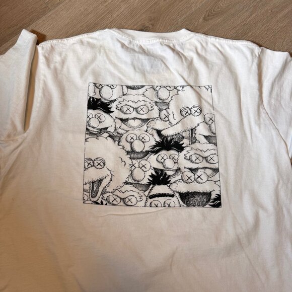KAWS x Uniqlo x Sesame Street XX Pocket Tee - Picture 4 of 5